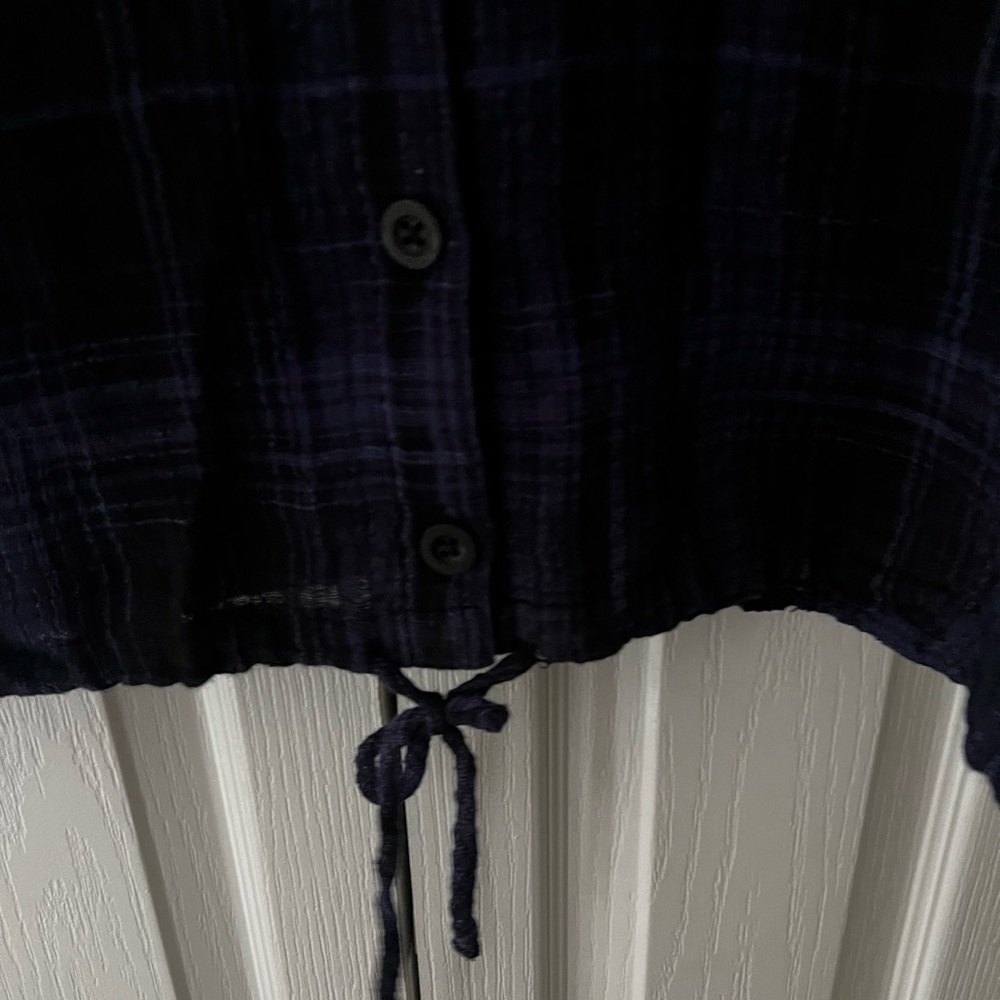 NEW Bella Dahl Flowy Tie Waist Blouse in Admiral Blue Plaid - Picture 2 of 7
